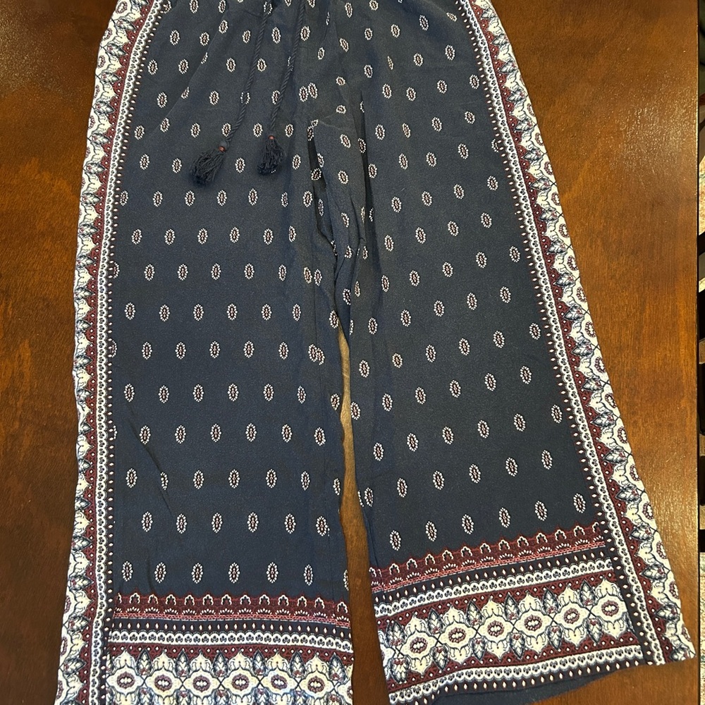 Women’s Bohemian Patterned Cropped Flowy Pants
